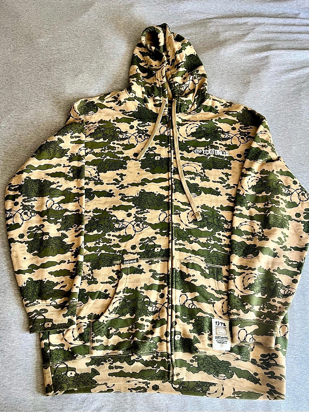 Vintage Ecko Unltd. 1972. Camo Zip Hoodie Green & Tan XXL